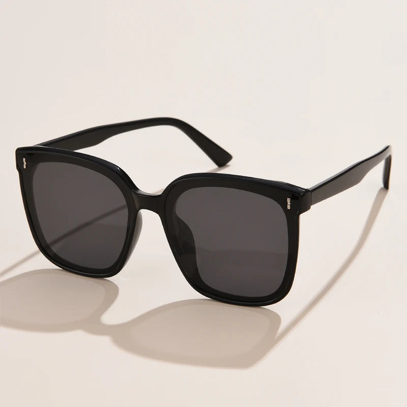 Square Sunglasses UV400 – Trendy Styl