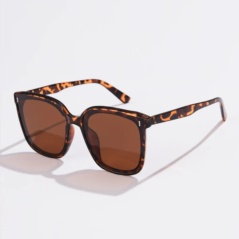 Square Sunglasses UV400 – Trendy Styl