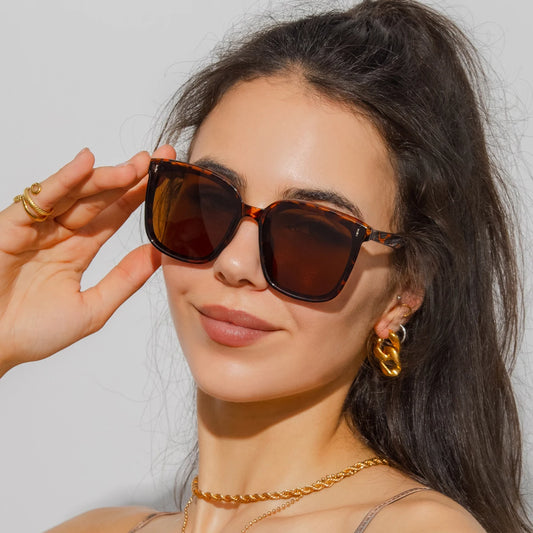 Square Sunglasses UV400 – Trendy Styl